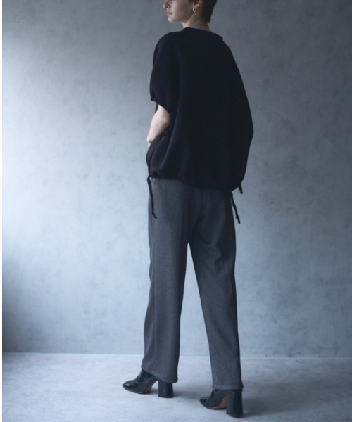 Muel Chic（ミュエルシック）の「Nico pants  ニコパンツ（その他パンツ・レディース・ブラック/グレー/オフホワイト/ラベンダー・MEDIUM/SMALL）」の6枚目の写真