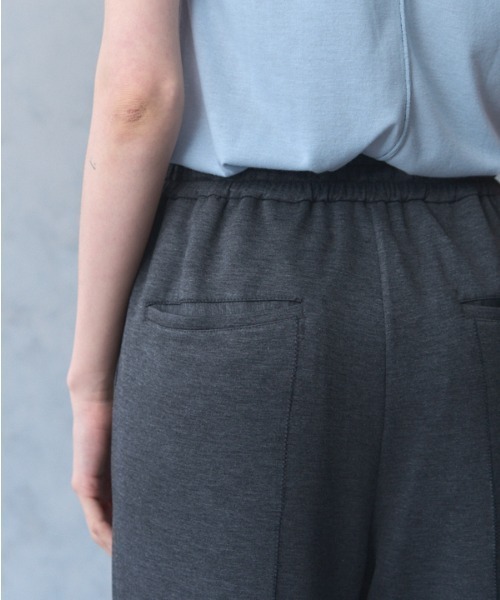 Muel Chic（ミュエルシック）の「Nico pants  ニコパンツ（その他パンツ・レディース・ブラック/グレー/オフホワイト/ラベンダー・MEDIUM/SMALL）」の11枚目の写真