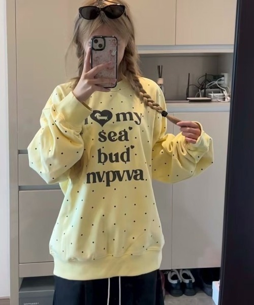 ViViDAY(ビビデー)の「ドット柄フロントプリントトレーナー(スウェット・レディース・イエロー/ブラック・M)」の19枚目の写真