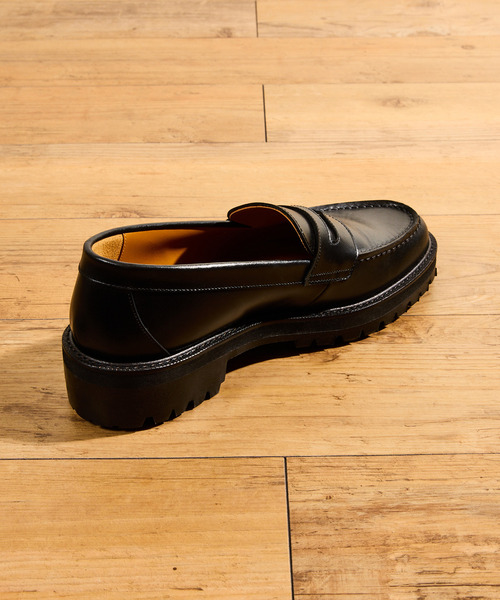 Tomo & Co（トモアンドシーオー）の「Tomo&Co トモアンドシーオー / COIN LOFER デュプイレザーレザーコインローファー Vibram / TMTKS-S-0055（ローファー・メンズ・ブラック・27cm/26.5cm/26cm/25.5cm/25cm）」の9枚目の写真