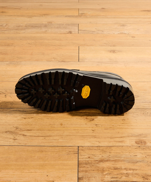 Tomo & Co（トモアンドシーオー）の「Tomo&Co トモアンドシーオー / COIN LOFER デュプイレザーレザーコインローファー Vibram / TMTKS-S-0055（ローファー・メンズ・ブラック・27cm/26.5cm/26cm/25.5cm/25cm）」の10枚目の写真