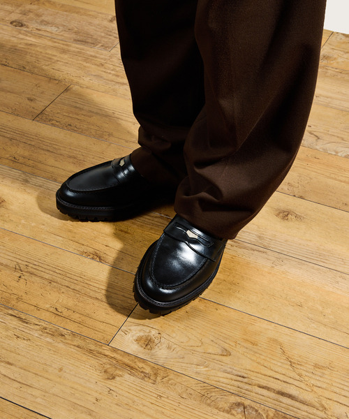 Tomo & Co（トモアンドシーオー）の「Tomo&Co トモアンドシーオー / COIN LOFER デュプイレザーレザーコインローファー Vibram / TMTKS-S-0055（ローファー・メンズ・ブラック・27cm/26.5cm/26cm/25.5cm/25cm）」の14枚目の写真