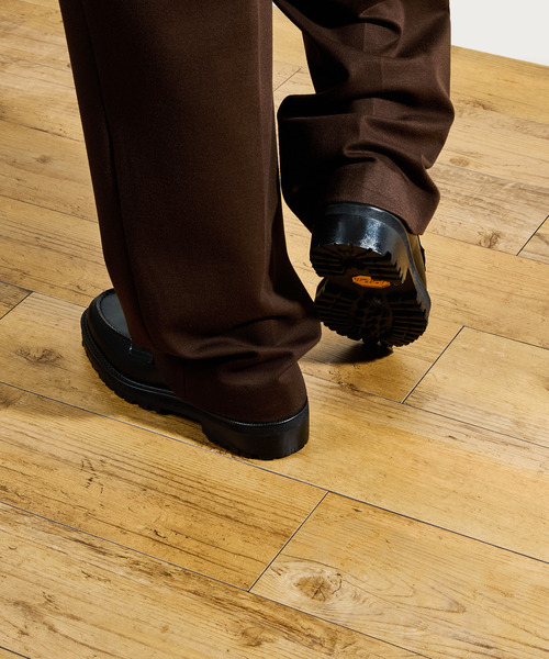 Tomo & Co（トモアンドシーオー）の「Tomo&Co トモアンドシーオー / COIN LOFER デュプイレザーレザーコインローファー Vibram / TMTKS-S-0055（ローファー・メンズ・ブラック・27cm/26.5cm/26cm/25.5cm/25cm）」の15枚目の写真