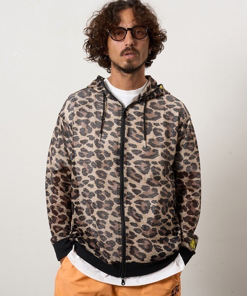 STUD MUFFIN（スタッドマフィン）の「mpa3995-レオパードメッシュ スマイリーパッチ ジップパーカー(614-02864)（パーカー・メンズ・ブラウン・2/3/4）」の6枚目の写真