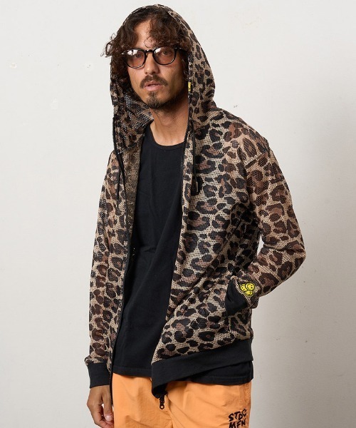 STUD MUFFIN（スタッドマフィン）の「mpa3995-レオパードメッシュ スマイリーパッチ ジップパーカー(614-02864)（パーカー・メンズ・ブラウン・2/3/4）」の7枚目の写真