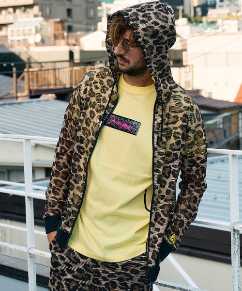 STUD MUFFIN（スタッドマフィン）の「mpa3995-レオパードメッシュ スマイリーパッチ ジップパーカー(614-02864)（パーカー・メンズ・ブラウン・2/3/4）」の11枚目の写真