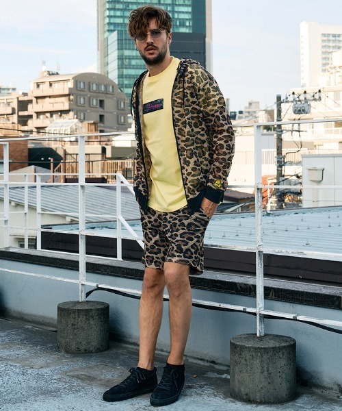 STUD MUFFIN（スタッドマフィン）の「mpa3995-レオパードメッシュ スマイリーパッチ ジップパーカー(614-02864)（パーカー・メンズ・ブラウン・2/3/4）」の14枚目の写真