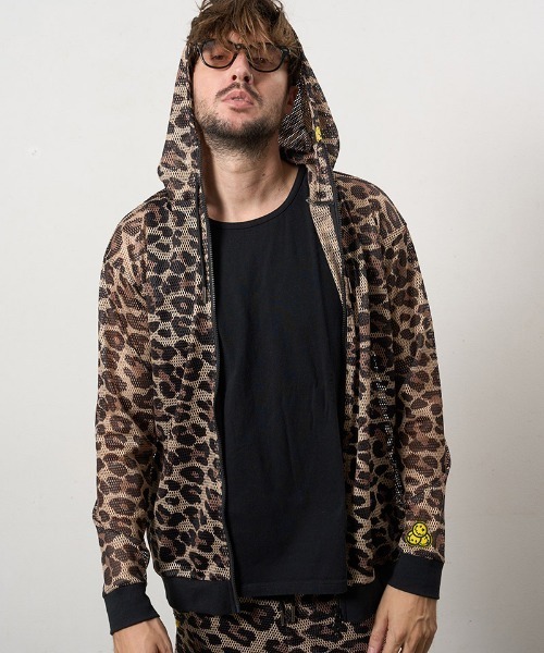 STUD MUFFIN（スタッドマフィン）の「mpa3995-レオパードメッシュ スマイリーパッチ ジップパーカー(614-02864)（パーカー・メンズ・ブラウン・2/3/4）」の16枚目の写真