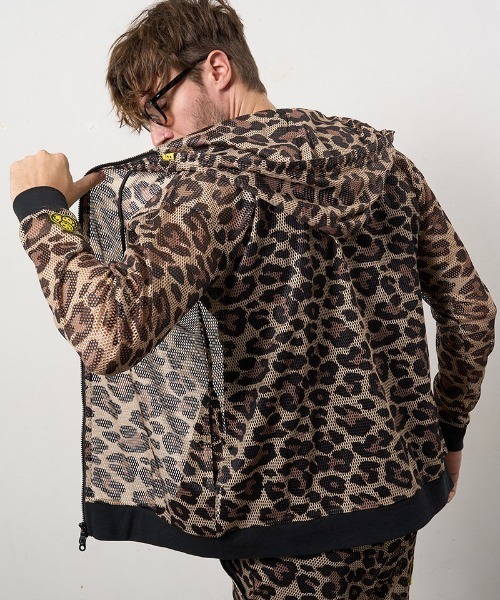 STUD MUFFIN（スタッドマフィン）の「mpa3995-レオパードメッシュ スマイリーパッチ ジップパーカー(614-02864)（パーカー・メンズ・ブラウン・2/3/4）」の17枚目の写真