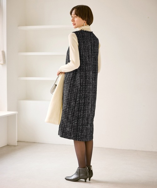 ROPE' PICNIC(ロペピクニック)の「キーネックツイードジャンパースカート ワンピース/着丈が選べる(ジャンパースカート・レディース・ベージュ系その他/ブラック・M/TM)」の6枚目の写真