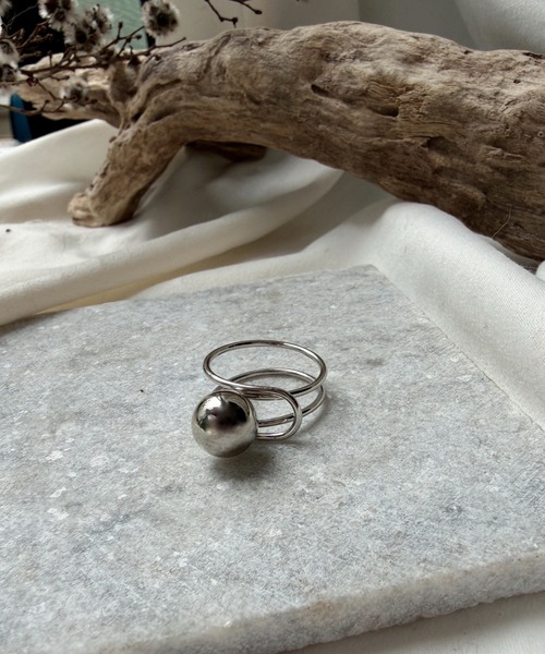 Rechic(リシック)の「【hidekaさんコラボ】メタルボール デザインリング(リング・レディース・シルバー・FREE)」の5枚目の写真