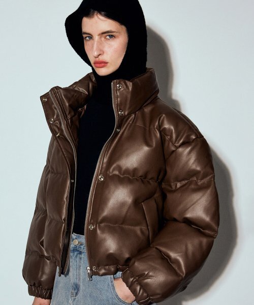 NICK&NICOLE(ニックアンドニコール)の「MINIMAL FAUX LEATHER CROP PADDING_BROWN(ダウンジャケット/コート・レディース・その他・FREE)」の1枚目の写真