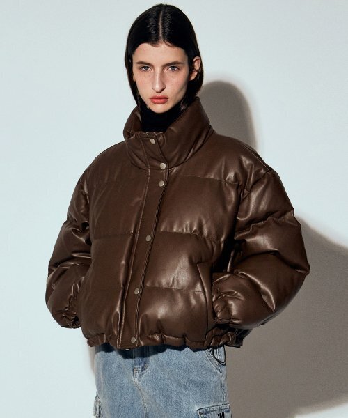 NICK&NICOLE(ニックアンドニコール)の「MINIMAL FAUX LEATHER CROP PADDING_BROWN(ダウンジャケット/コート・レディース・その他・FREE)」の3枚目の写真