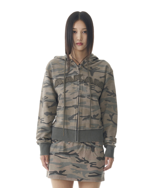 AAKAM(アーカム)の「Contrast Logo Zip-Up Hoodie (Khaki)(パーカー・レディース・その他・1/2)」の4枚目の写真