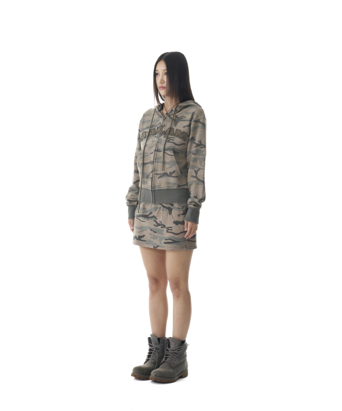 AAKAM(アーカム)の「Contrast Logo Zip-Up Hoodie (Khaki)(パーカー・レディース・その他・1/2)」の6枚目の写真