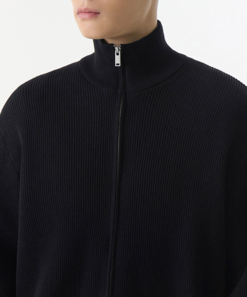 MUSINSA STANDARD（ムシンサスタンダード）の「コットンハイネックニットジップアップ[ブラック]（ニット/セーター・メンズ・その他・SMALL/MEDIUM/LARGE/X-LARGE/XX-LARGE）」の3枚目の写真