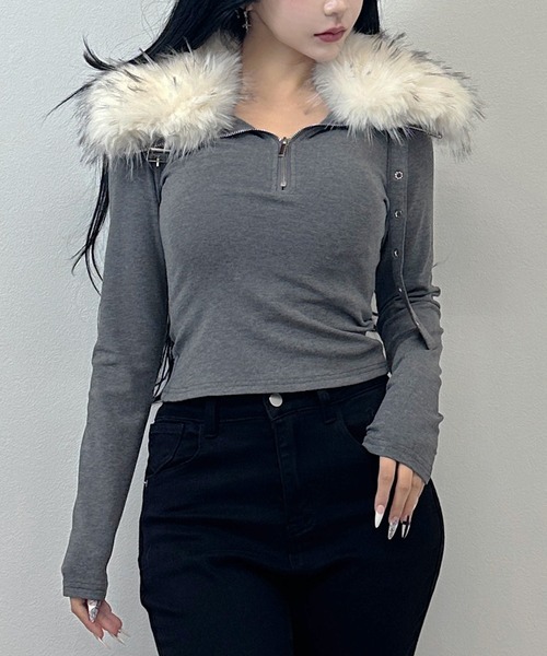 FOLLOWIN(フォロウィン)の「【2WAY取り外し】ファー×ハイネック ストラップトップス(Tシャツ/カットソー・レディース・グレー/ホワイト/ブラック・FREE)」の3枚目の写真