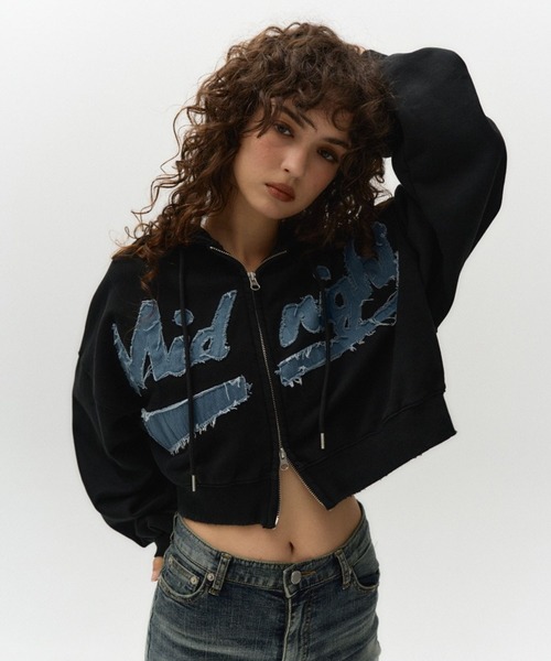 Midnight Move（ミッドナイトムーブ）の「Midnight Move／ダメージフードZIP（ウラケ）（パーカー・レディース・ブラック/オフホワイト・SMALL）」の6枚目の写真