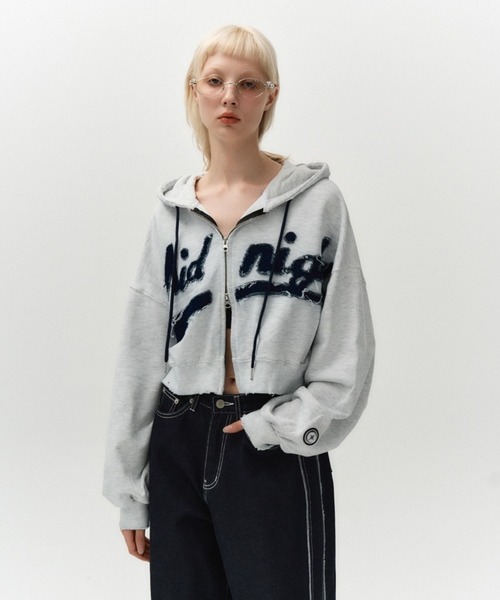 Midnight Move（ミッドナイトムーブ）の「Midnight Move／ダメージフードZIP（ウラケ）（パーカー・レディース・ブラック/オフホワイト・SMALL）」の11枚目の写真