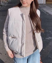 Forcement（フォースメント）の「ふんわり軽やかショートベスト（ダウンベスト）」