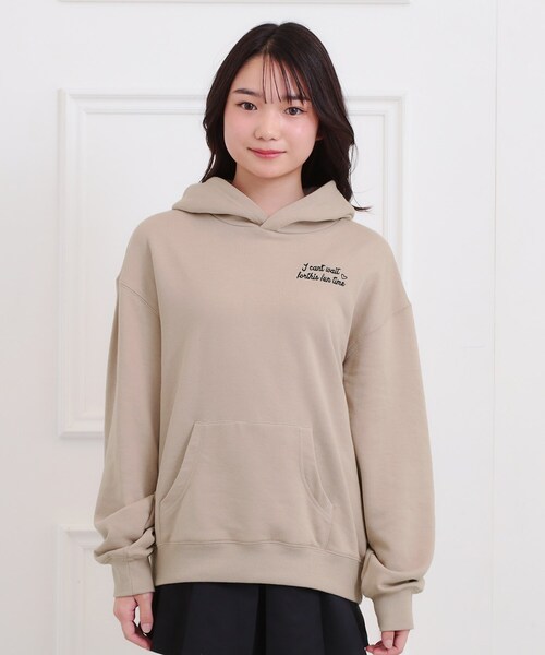 PINK-latte（ピンクラテ）の「くま耳チュニックパーカー（パーカー・キッズ・アイボリー/ブラック/ライトベージュ・13/14/15 /16）」の4枚目の写真