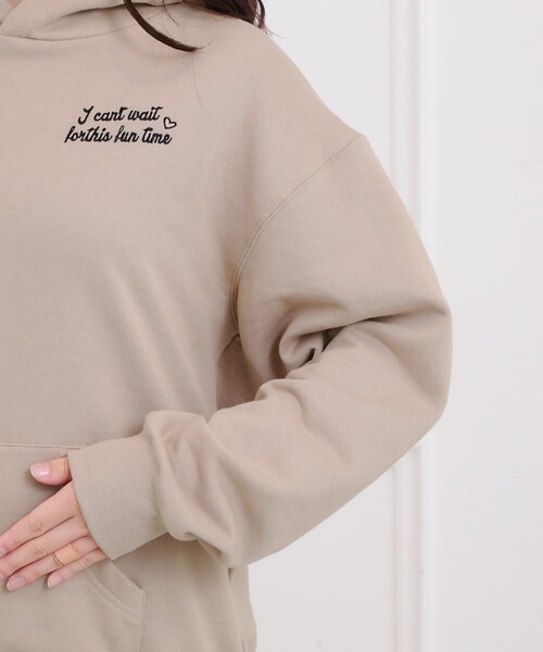 PINK-latte（ピンクラテ）の「くま耳チュニックパーカー（パーカー・キッズ・アイボリー/ブラック/ライトベージュ・13/14/15 /16）」の8枚目の写真