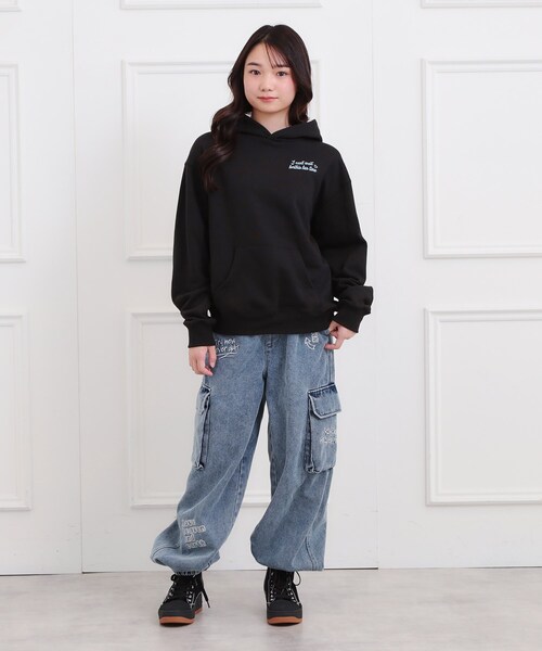 PINK-latte（ピンクラテ）の「くま耳チュニックパーカー（パーカー・キッズ・アイボリー/ブラック/ライトベージュ・13/14/15 /16）」の17枚目の写真