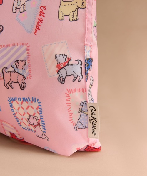 Cath Kidston(キャスキッドソン)の「ミニ フォルダウェイ ショッパーDog Patchwork(エコバッグ/サブバッグ・レディース・その他・FREE)」の4枚目の写真