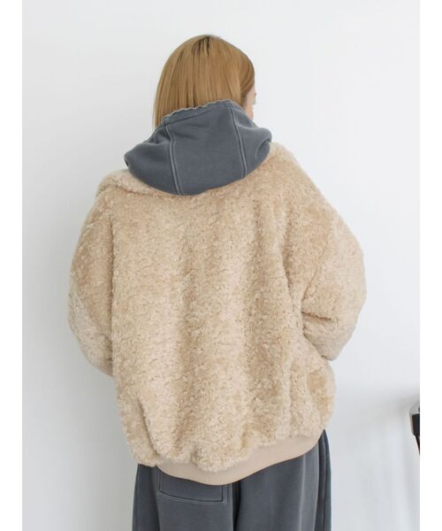 Ungrid(アングリッド)の「ボアショートブルゾン(ブルゾン・レディース・アイボリー/オレンジ・FREE)」の22枚目の写真