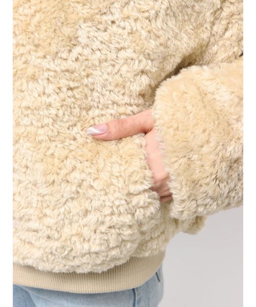 Ungrid(アングリッド)の「ボアショートブルゾン(ブルゾン・レディース・アイボリー/オレンジ・FREE)」の13枚目の写真