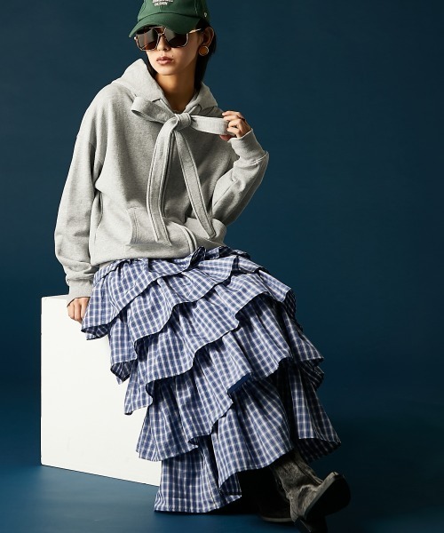 GEVS.（ジェイヴィス）の「綿100％リボンジップアップパーカー＜大きいサイズ有＞GEVS.（パーカー・レディース・杢グレー/ブラック・4L/3L/LL/L/M/5L）」の15枚目の写真