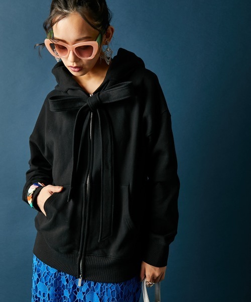 GEVS.（ジェイヴィス）の「綿100％リボンジップアップパーカー＜大きいサイズ有＞GEVS.（パーカー・レディース・杢グレー/ブラック・4L/3L/LL/L/M/5L）」の6枚目の写真