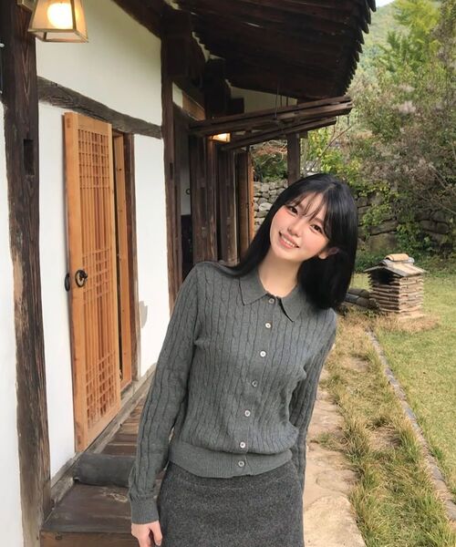 WEDNESDAYOASISFORWOMEN(ウェンズデー オアシス フォー ウーマン)の「ツイストカシミヤブレンドニットカーディガン_GRAY(WC25-KN39)(カーディガン/ボレロ・レディース・グレー・FREE)」の3枚目の写真