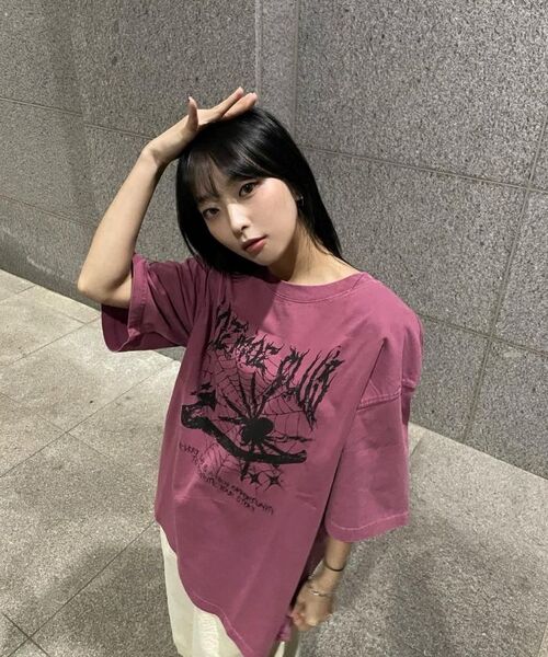 MOZMOZ(モズモズ)の「スパイダー オーバーサイズ ピグメント 半袖Tシャツ ピンク(Tシャツ/カットソー・レディース・その他・M/XL/XXL)」の11枚目の写真