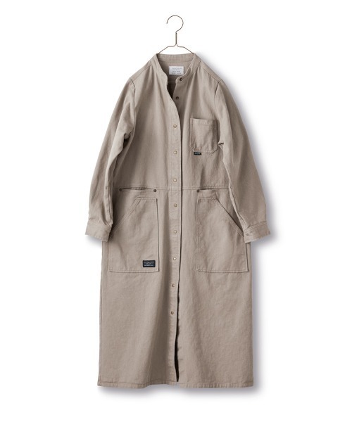 Sunny clouds(サニークラウズ)の「サニークラウズ アウトドアワンピース(シャツワンピース・レディース・ベージュ/ネイビー・3L/LL/L/M/MP)」の17枚目の写真