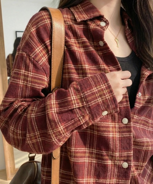 cammie(キャミー)の「チェックシャツ(シャツ/ブラウス・レディース・レッド/ネイビー・L/M)」の2枚目の写真
