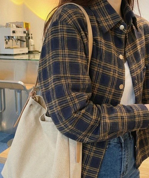cammie(キャミー)の「チェックシャツ(シャツ/ブラウス・レディース・レッド/ネイビー・L/M)」の3枚目の写真