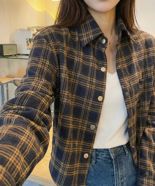 cammie(キャミー)の「チェックシャツ(シャツ/ブラウス・レディース・レッド/ネイビー・L/M)」の4枚目の写真