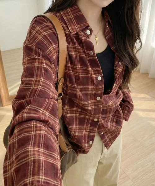 cammie(キャミー)の「チェックシャツ(シャツ/ブラウス・レディース・レッド/ネイビー・L/M)」の9枚目の写真