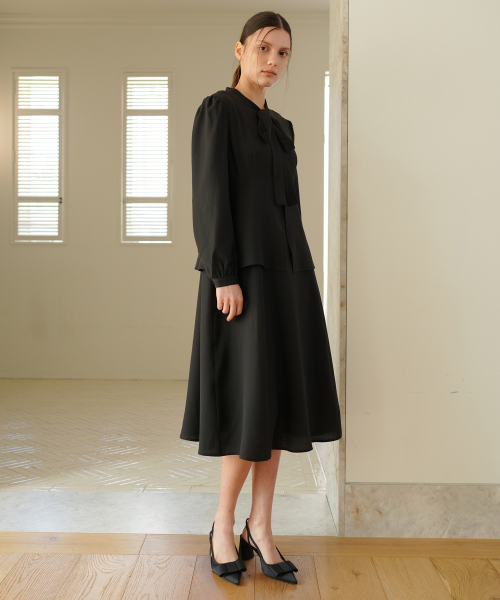 PAUL&ALICE(ポール&アリス)の「RIBBON TIE DRESS / BLACK(ワンピース・レディース・ブラック・FREE)」の2枚目の写真