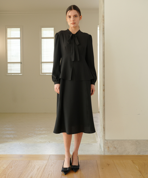 PAUL&ALICE(ポール&アリス)の「RIBBON TIE DRESS / BLACK(ワンピース・レディース・ブラック・FREE)」の3枚目の写真