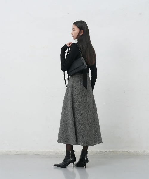 GENERAL IDEA(ジェネラルアイデア)の「【GENERAL IDEA】スクエアショルダーバッグ / 2-WAY SQUARE SHOULDER BAG 2WAY(ショルダーバッグ・レディース・ブラック/ブラウン・FREE)」の7枚目の写真
