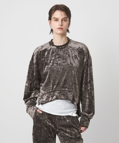 ASTRAET(アストラット)の「<ASTRAET>ベロア スソジップ クルーネックカットソー(Tシャツ/カットソー・レディース・ライトグレー/ダークグレー・FREE)」の2枚目の写真