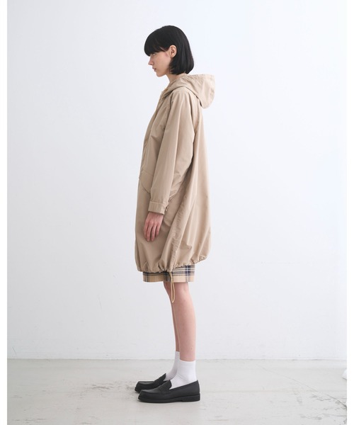 Traditional Weatherwear(トラディショナルウェザーウェア)の「SELSEY(ステンカラーコート・レディース・ブラック/ベージュ系・34/32)」の5枚目の写真