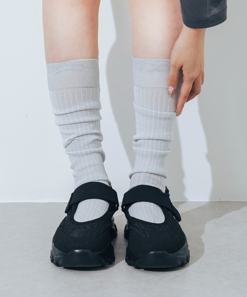 EVOL（イーボル）の「【S-LLサイズ展開・軽量】軽量厚底メリージェーンスニーカー JA5979（スニーカー・レディース・アイボリー/ブラック/ブラウン/シルバー・L/M/S/LL）」の8枚目の写真