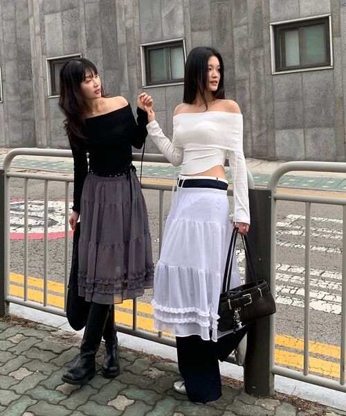 VINAJ(ビナジェイ)の「レースシャーリングロングストリングオフショルダー(ホワイト)(Tシャツ/カットソー・レディース・その他・FREE)」の9枚目の写真