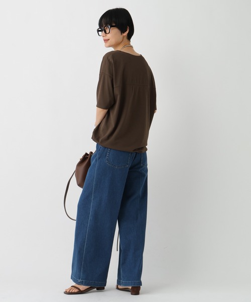 Elura(エルーラ)の「カノコジャージーブラウス/659962(シャツ/ブラウス・レディース・ブラウン/チャコールグレー・FREE)」の10枚目の写真