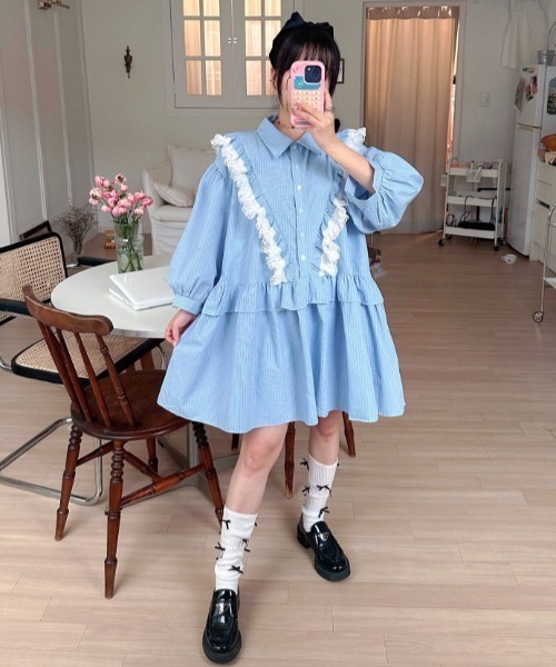 Aelina(エリナ)の「かわいいパッチワークレーストリムストライプ柄シャツワンピース(ワンピース・レディース・ピンク/ブルー・FREE)」の6枚目の写真