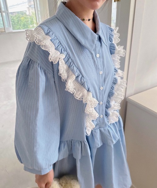 Aelina(エリナ)の「かわいいパッチワークレーストリムストライプ柄シャツワンピース(ワンピース・レディース・ピンク/ブルー・FREE)」の13枚目の写真