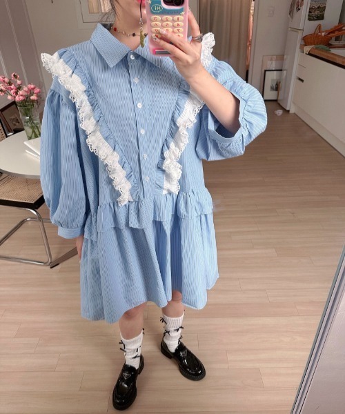 Aelina(エリナ)の「かわいいパッチワークレーストリムストライプ柄シャツワンピース(ワンピース・レディース・ピンク/ブルー・FREE)」の15枚目の写真
